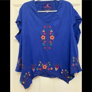 Johnny Was Oversized Boho T-shirt embroidered XS